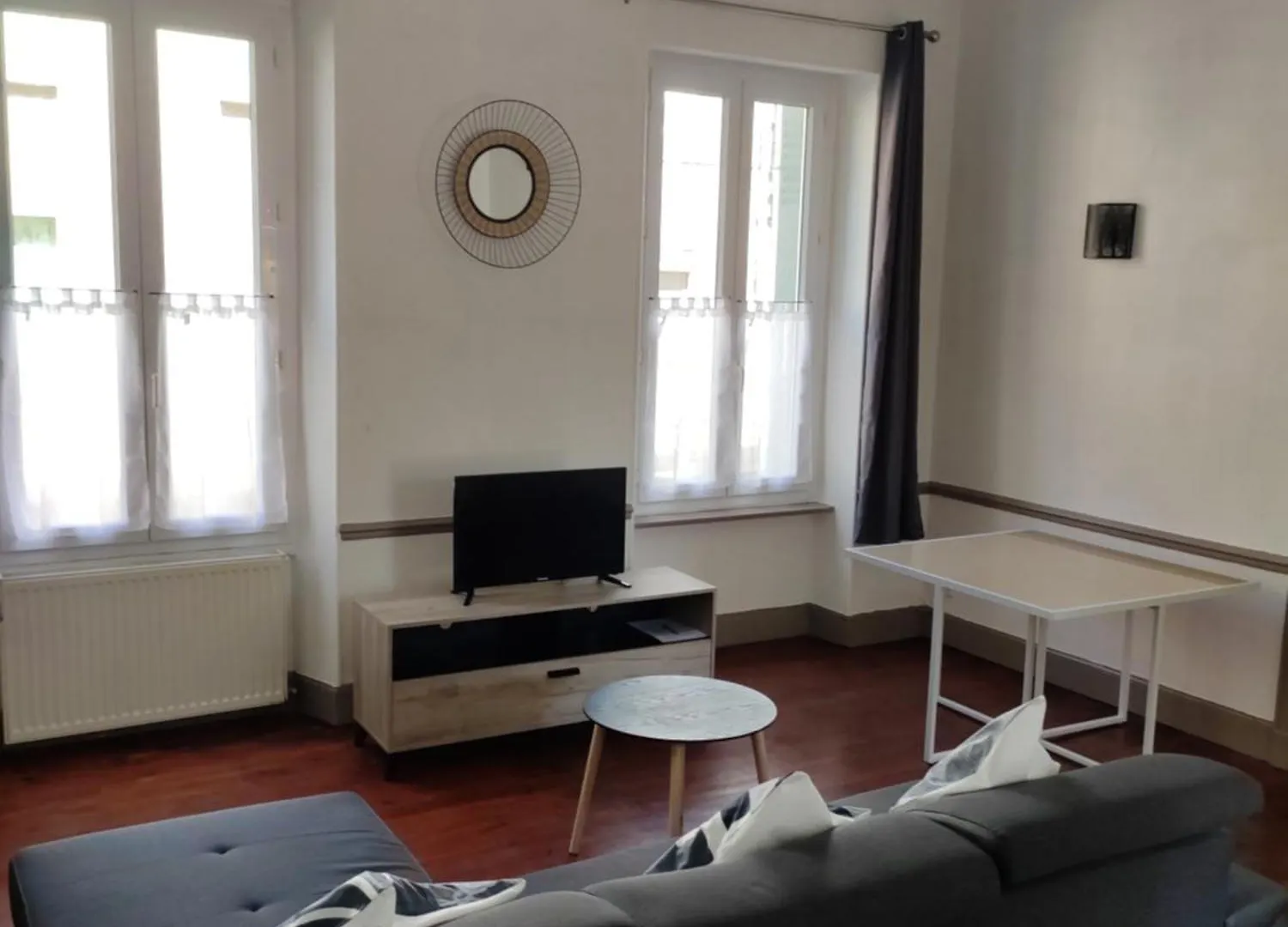 Au Logis Du Summer contacts